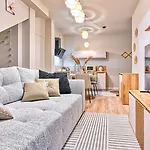 Appartement Szklarska Village - W Malowniczej Okolicy, Obok Dino Parku - By Royal Aparts Szklarska Poreba