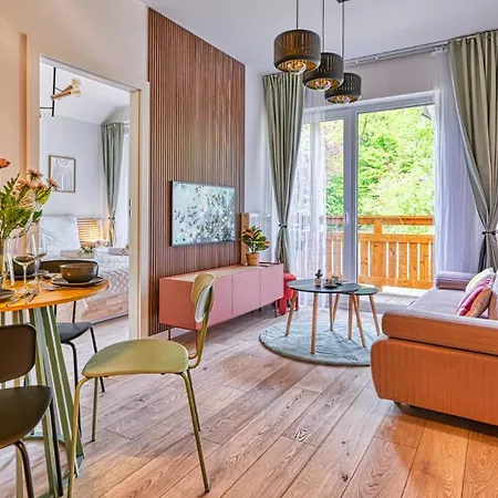 Appartement Szklarska Village - Z Sauna I Balia W Malowniczej Okolicy Obok Dino Parku - By Royal Aparts *