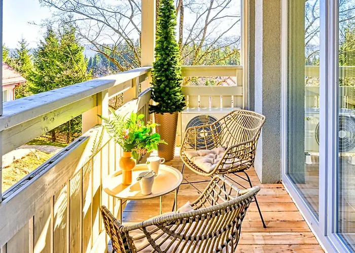 Apartment Szklarska Village - W Malowniczej Okolicy, Obok Dino Parku - By Royal Aparts Szklarska Poreba